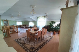 Продам шикарный  дом в Ялте