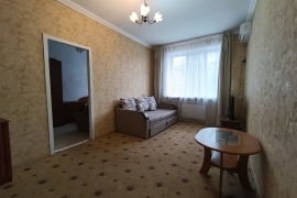 Сдам 2к квартиру в центре 